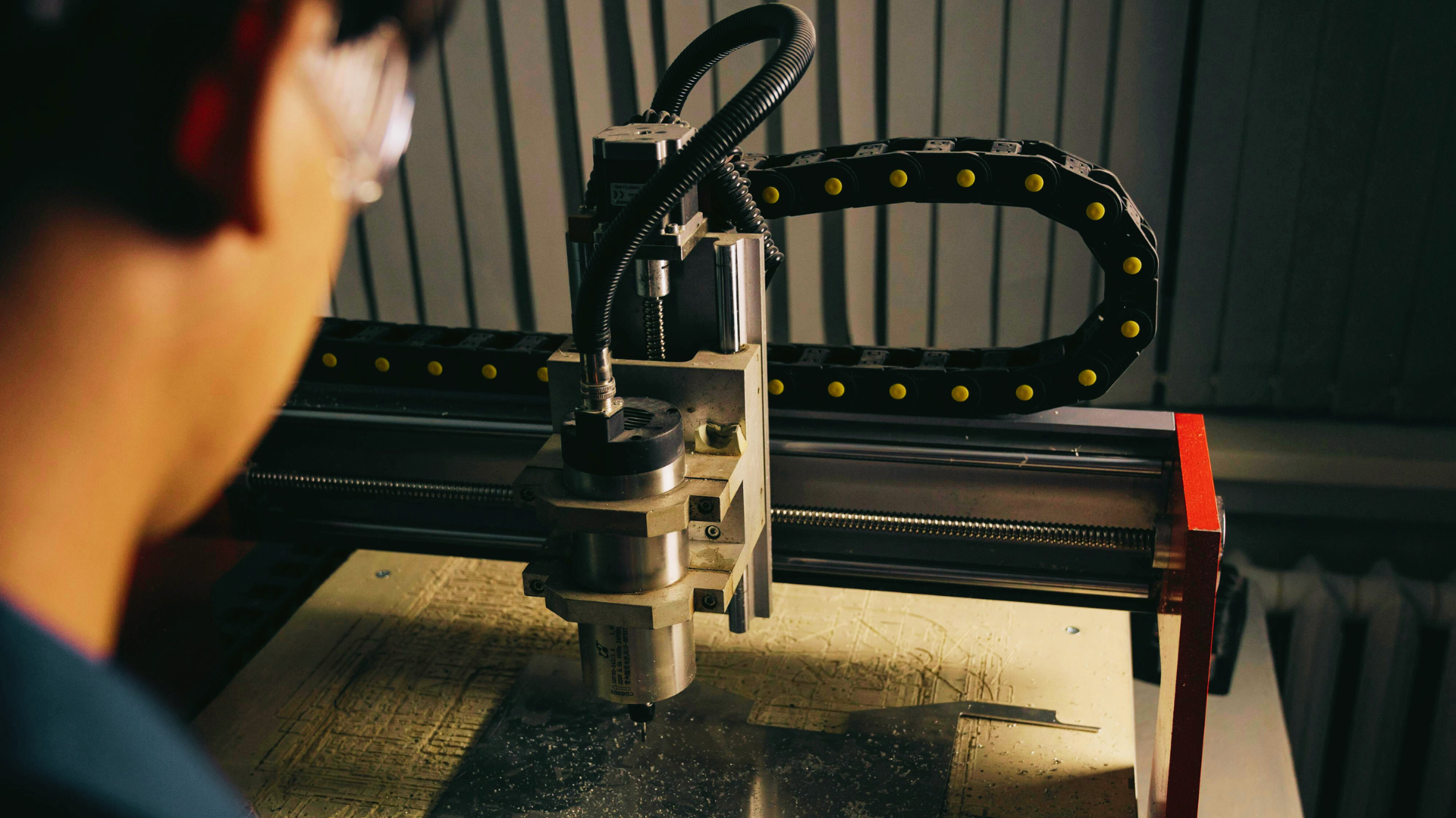 The Ultimate Guide to Equipment Financing: Loans and Leasing Options for Your Business 