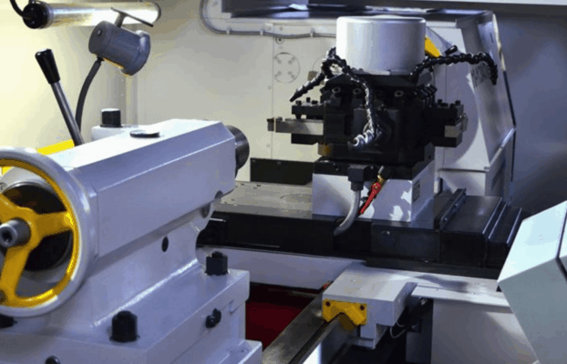 How to Improve Your Production Efficiency with Plastic Injection Molding Machines 
