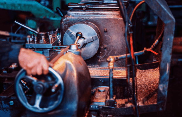 5 Advantages of Buying Second-Hand Machinery with a Business Loan